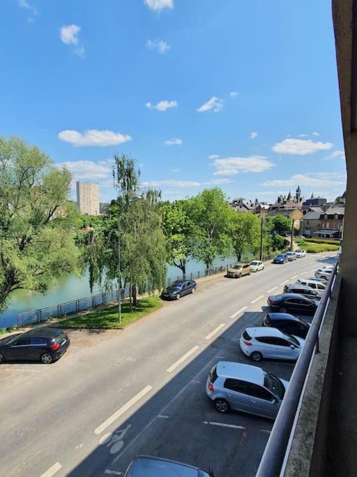 Le Studio Du Quai Шарлевиль-Мезьер Экстерьер фото